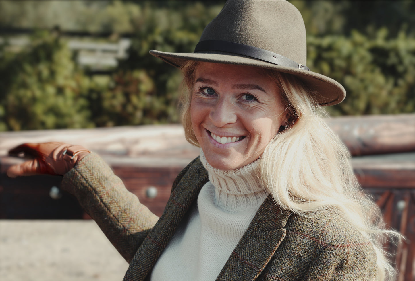 Glencoe Ladies Roll Neck Sweater, Almond White, Geelong lambswool