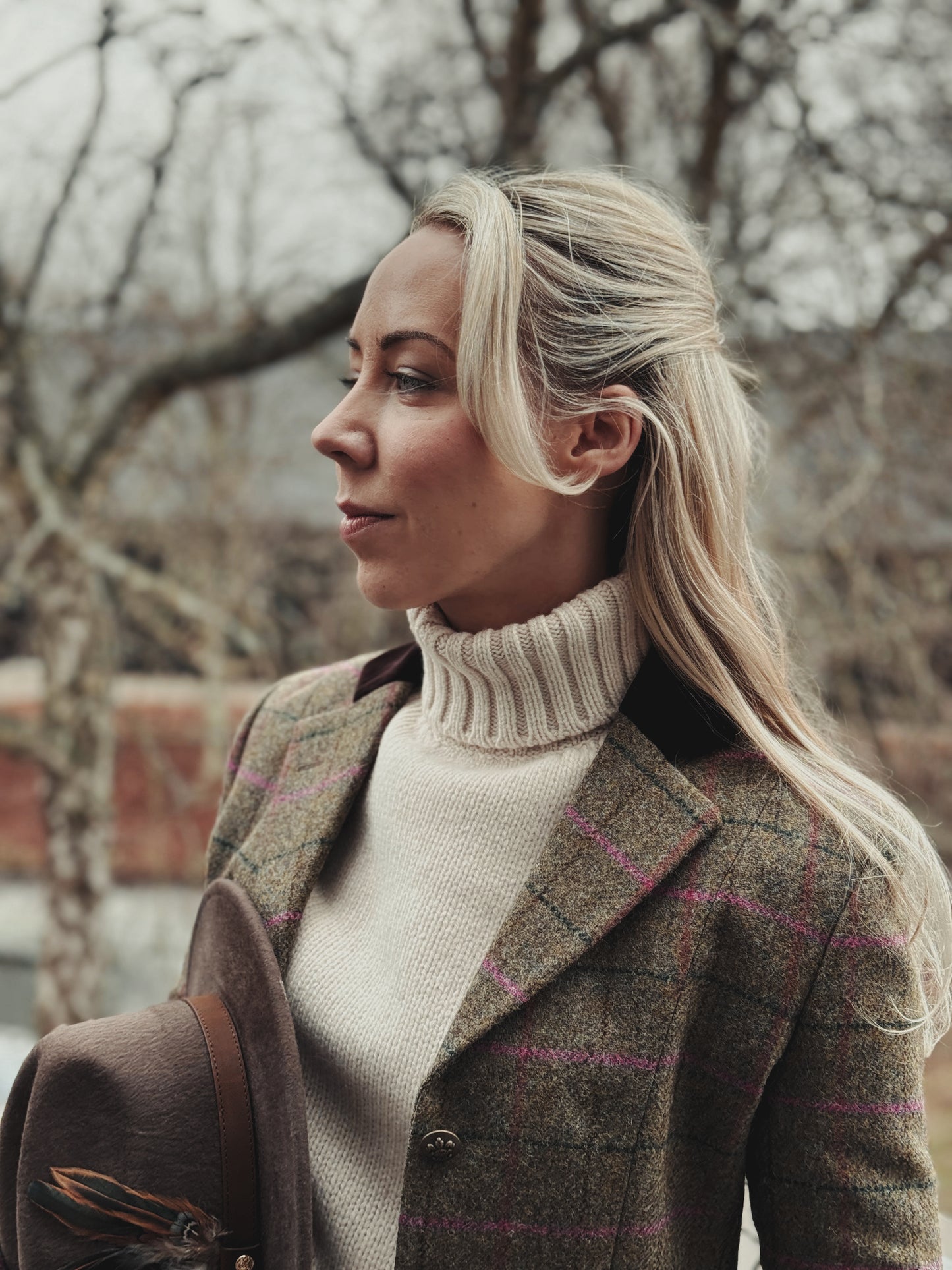 Glencoe Ladies Roll Neck Sweater, Almond White, Geelong lambswool